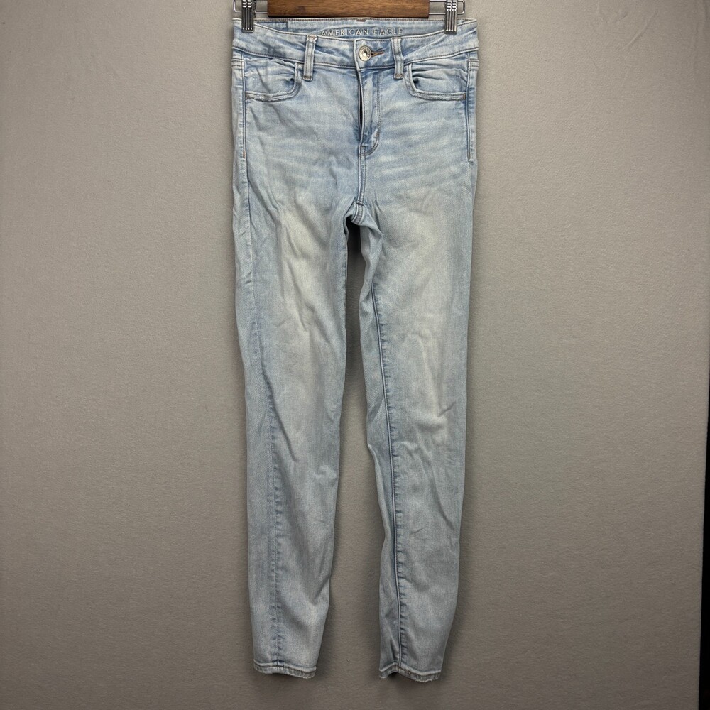 American Eagle Women's 4 Regular Hi-Rise Jegging Next Level Stretch Light Wash